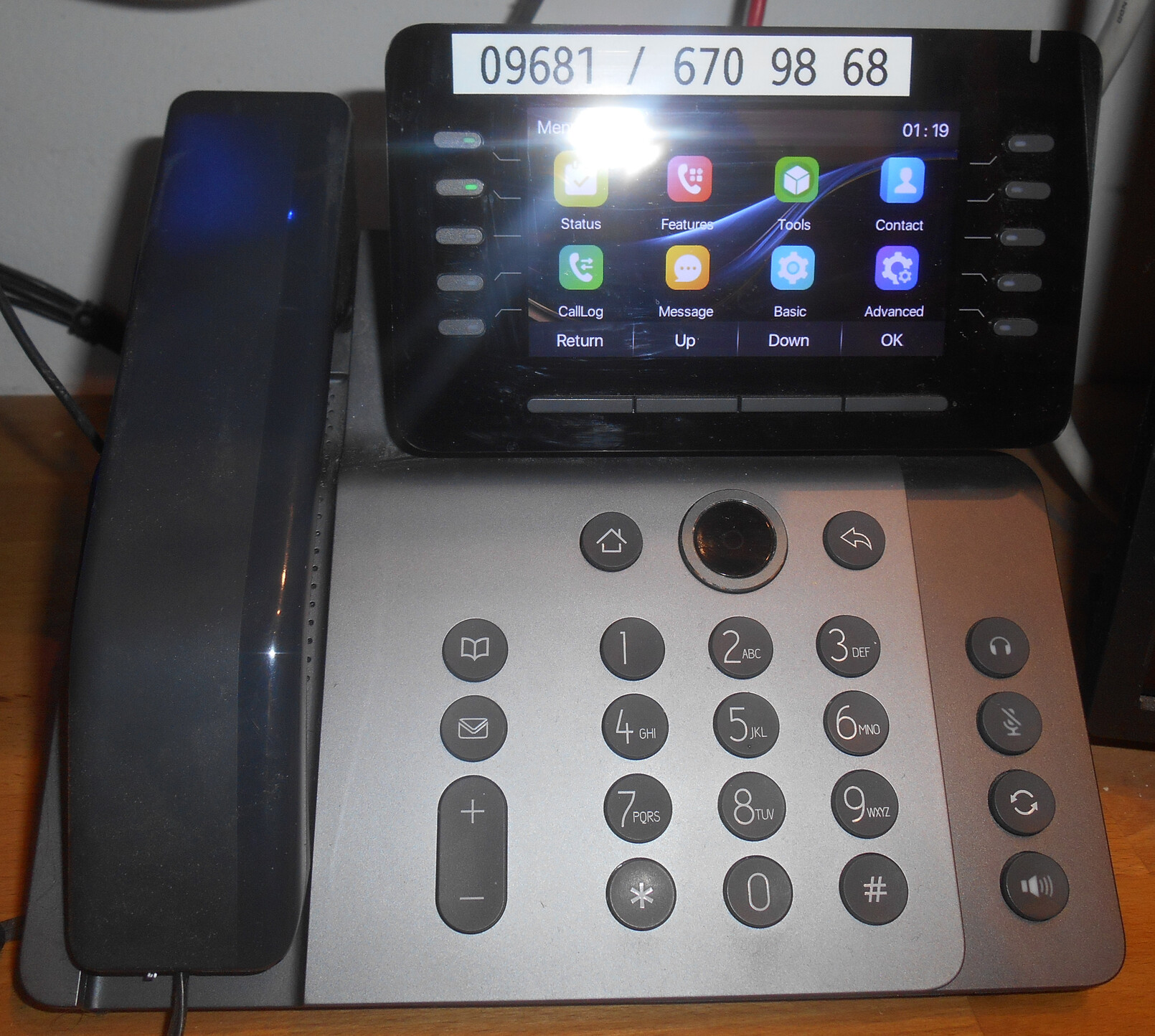 Ein IP-Telefon wie es im Homeoffice zum Einsatz kommen kann